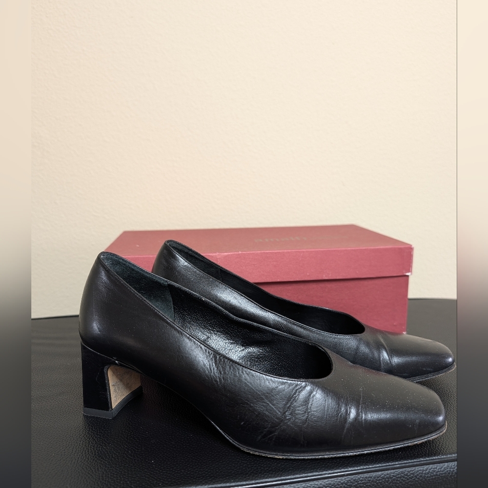 Amalfi Nordstrom Black Leather Pumps 6.5B Made in Italy Classic Block Heel